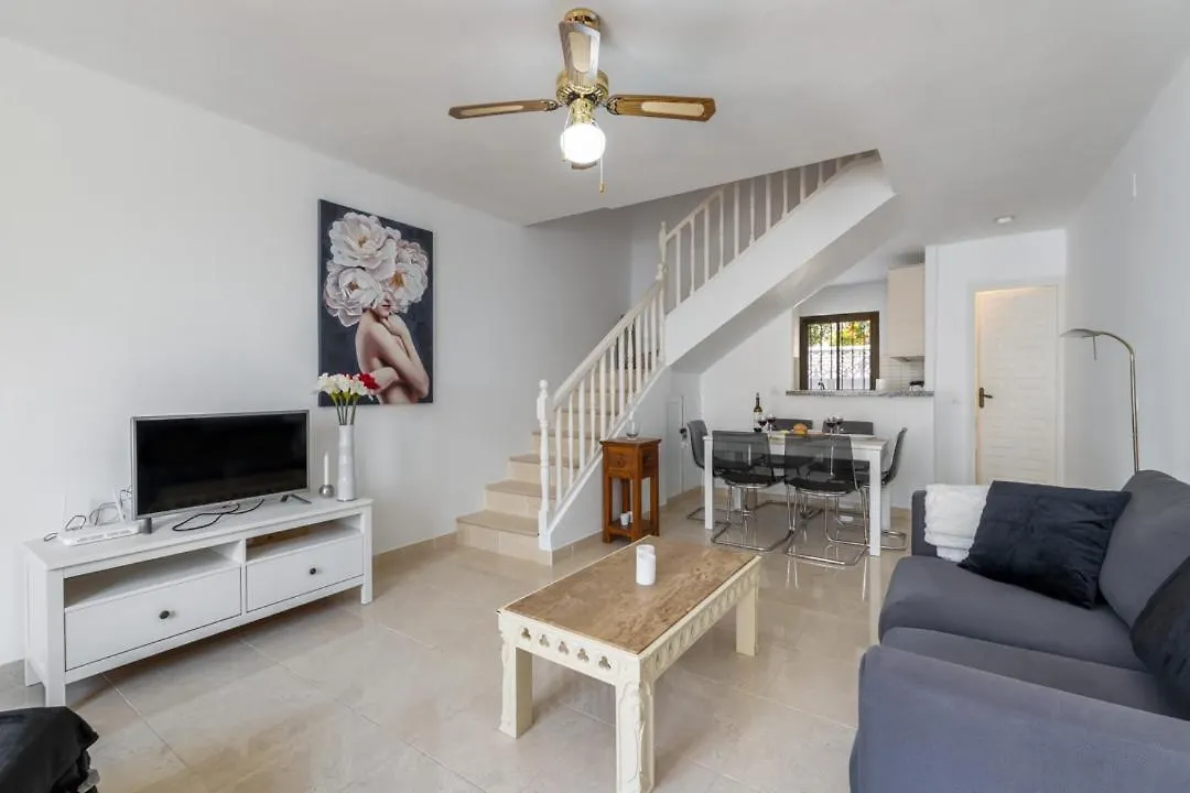 Casa Alamos Villa Nerja